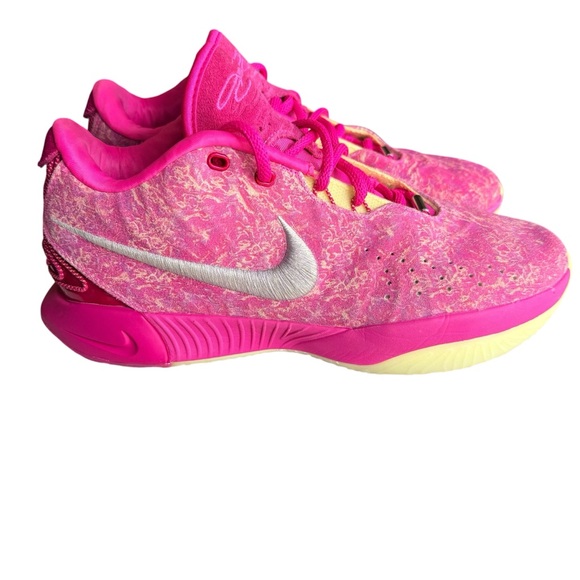 Nike Other - LeBron XXI Basketball Shoe Men's Size 11 Multi-color/Metallic Silver With Box